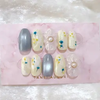 ネイル vert所属・Vert♡ .Hazukiのネイルデザイン