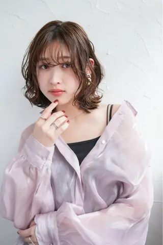 ミディアム カラー Rico OFFICIALのヘアスタイル