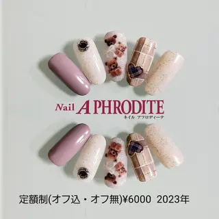 ネイル Nail  Aphroditeのネイルデザイン