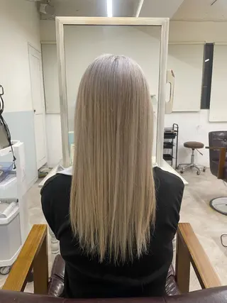 ロング カラー まつお かずねのヘアスタイル