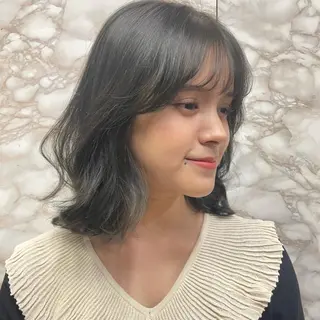 ショート カラー YEAU　PLUS所属・極上の艶髪 RINAのヘアスタイル