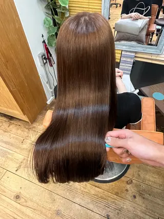 ロング ⚪️髪質改善 縮毛 店長 コウ⚪️のヘアスタイル