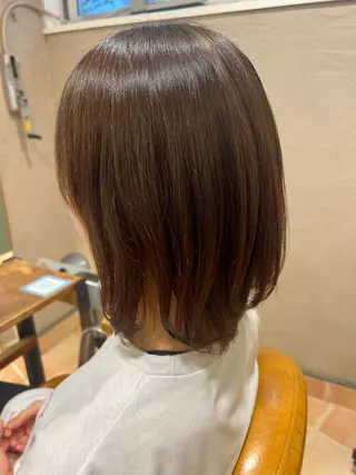 ミディアム クロサワ ヨーコのヘアスタイル