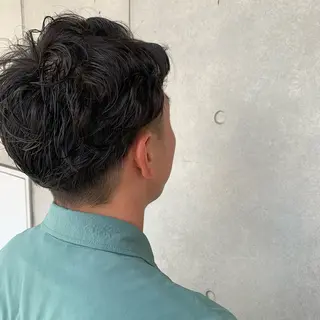 パーマ メンズ 遠藤姫花 𝒂𝒔𝒉草加𓂃のヘアスタイル