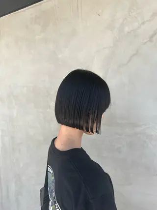 ショート 切りっぱなしボブ 👩🏼ミニボブのヘアスタイル