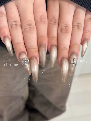 ネイル nail salon CAREY 🎀のネイルデザイン