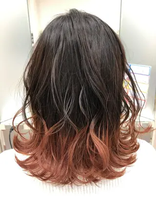 セミロング カラー 渕向 克海のヘアスタイル