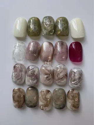 ネイル talo .のネイルデザイン