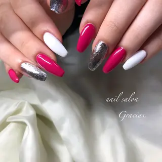 ネイル Gracias. rieのネイルデザイン