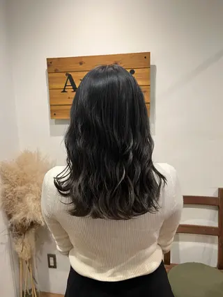 カラー china/ボブ /ブリーチカラーのヘアスタイル