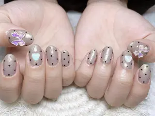 ネイル Elegant beautyルイのネイルデザイン