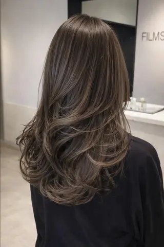 セミロング パーマ 倉持 弘人のヘアスタイル