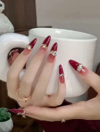 ネイル Sunshine nail salon所属・中原 ゆかのネイルデザイン