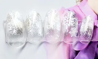 ミディアム ネイル SyiSyu 梅田店のネイルデザイン