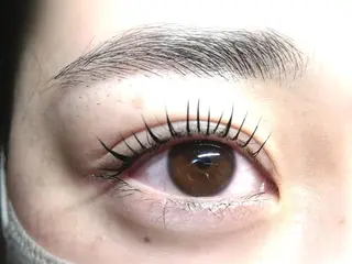 マツエク・マツパ angelux 所属・完全個室サロン🌹 angelux🌹のマツエク・マツパデザイン