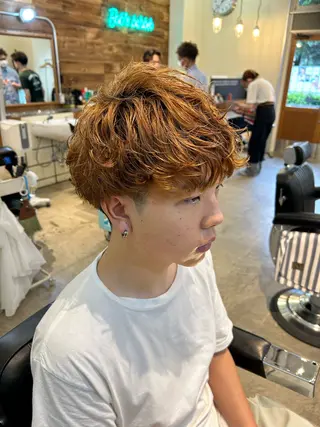 パーマ メンズ ヘアーサロンラムール所属・鴇巣 翼のヘアスタイル