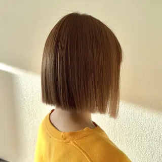 ミディアム 関口 優菜のヘアスタイル