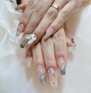 ネイル VIVIAN リサのネイルデザイン