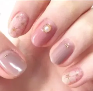 ネイル ゲン レイカのネイルデザイン