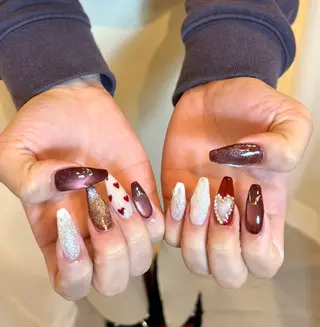 ネイル EASEN　伊藤 深秋のネイルデザイン