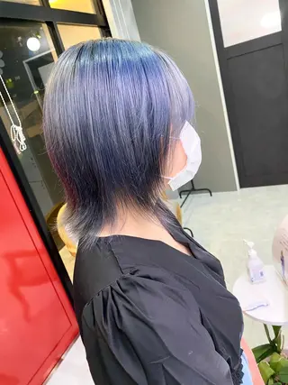 ミディアム カラー 宇佐美 柊のヘアスタイル