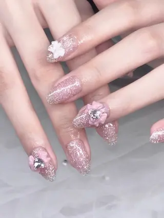 ネイル 🩰fein. hana🫧のネイルデザイン