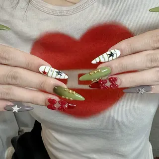 ネイル 🍄Rina🍄 韓国風ネイルのネイルデザイン