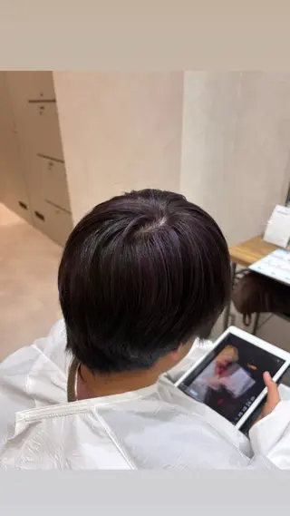 カラー 小西 暖のヘアスタイル