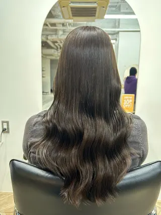 ロング カラー ベージュ/ダブルカラ ー/新潟駅/青柳萌果のヘアスタイル