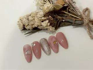 ネイル M+  Beauty Salonのネイルデザイン