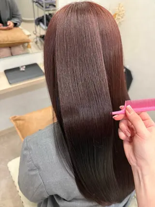 ロング カラー 炭屋 波音のヘアスタイル