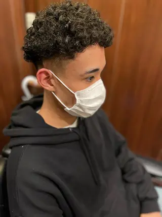 ショート ヒロ銀座バーバーショップ難波店所属・縮毛矯正/パーマ 宮河 惇💈のヘアスタイル