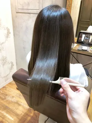 セミロング カラー 髪質改善くすみカラー 🍀/石川大輔のヘアスタイル