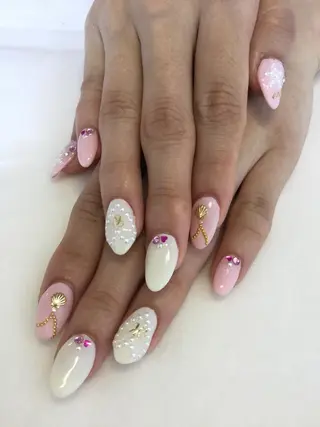 ネイル 💎🐰 saki. m 🐰💎のネイルデザイン