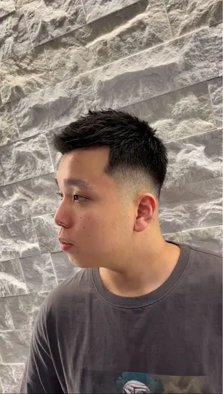 ショート メンズ BLISS BARBER ブリスバーバー所属・安立 玲於のヘアスタイル