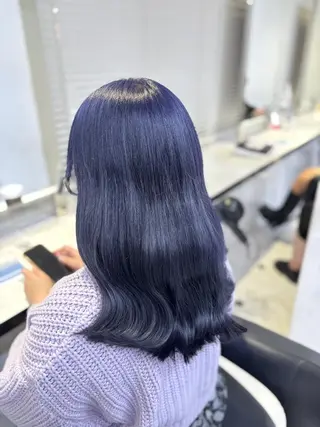 カラー ロング 💙ハイトーン韓国風 色白ヘア💙manaのヘアスタイル