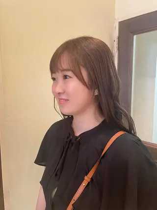 ロング 髪質改善カラー ベージュ🤎YUMEのヘアスタイル