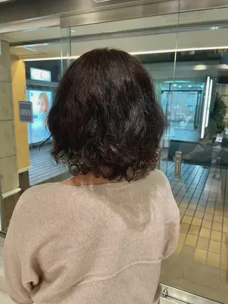 ミディアム パーマ ZENKO  吉祥寺chere所属・小野寺 もものヘアスタイル