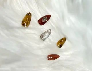 ネイル 頑張る女性の味方✴︎ M.i　nail ♡のネイルデザイン