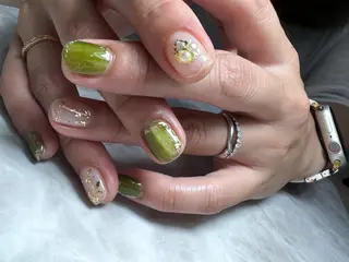 ネイル Nu:茅ヶ崎所属・Nu: ヌーのネイルデザイン