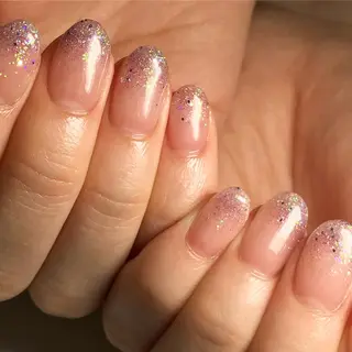 ネイル 福ネイル スタッフのネイルデザイン