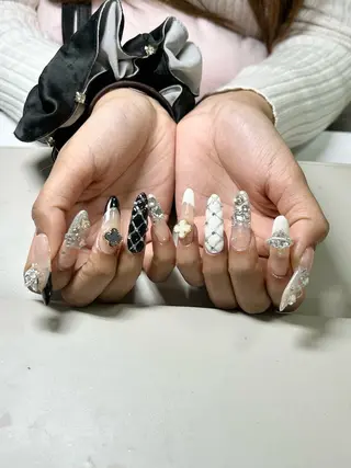 ネイル コウ ヨウのネイルデザイン