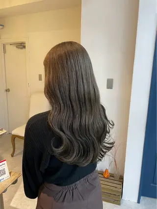 ロング カラー 角田 いちるのヘアスタイル