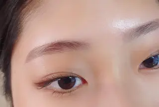 メンズ アイブロウ NAZ eyelash&eyebrow by medical salon所属・NAZ 表参道 Tomokoのマツエク・マツパデザイン