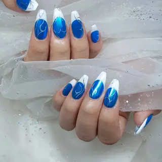 ネイル 金井 奈々のネイルデザイン