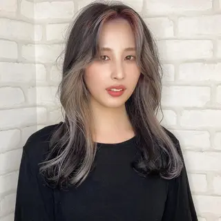 ロング カラー abilita AZUSAのヘアスタイル