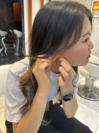 セミロング カラー 松永 果菜のヘアスタイル