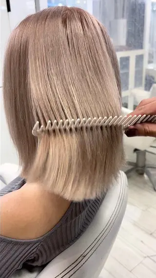 ショート カラー ANKH CROSS 🦋mako🦋のヘアスタイル