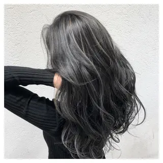 ロング カラー biscohair 髪にドラマを。のヘアスタイル