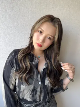 ロング EMIX所属・名古屋 EMIXのヘアスタイル
